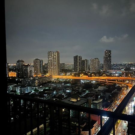 Apartment Next To Phrakanong Bts Wyne Sukhumvit Банкок Екстериор снимка